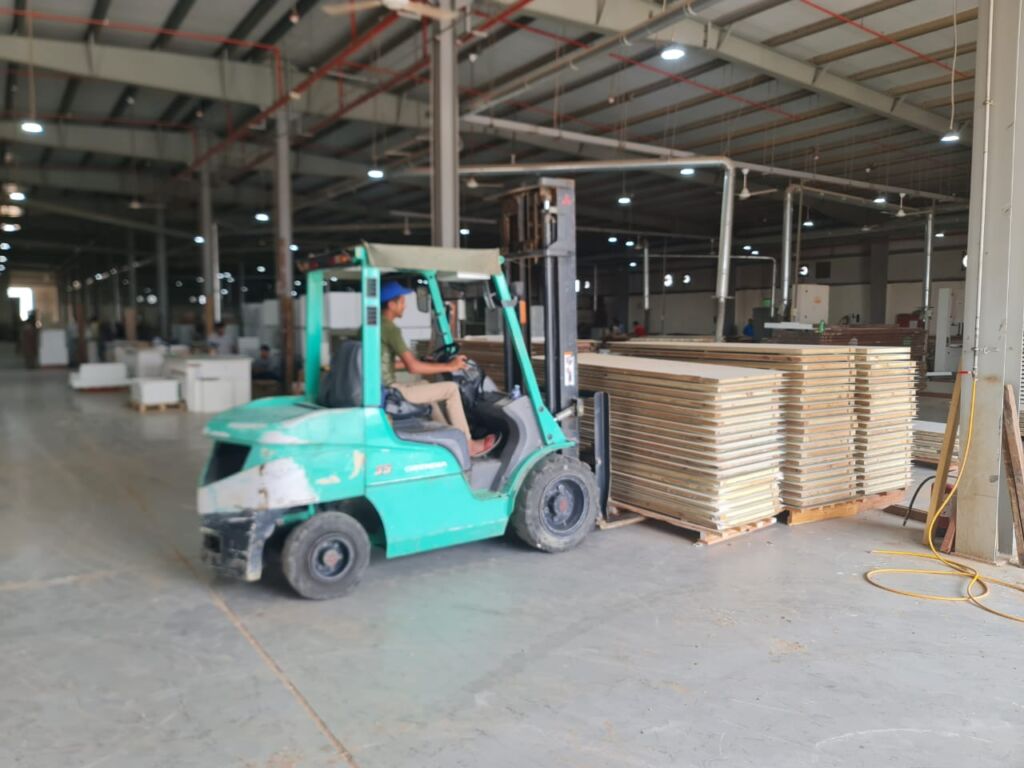 Material handling in the factory